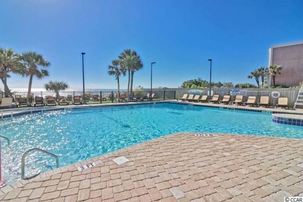 *Renovated Oceanfront Condo*Queen Beds*Pools*Hot Tubs*More*P220 Myrtle Beach Exterior photo