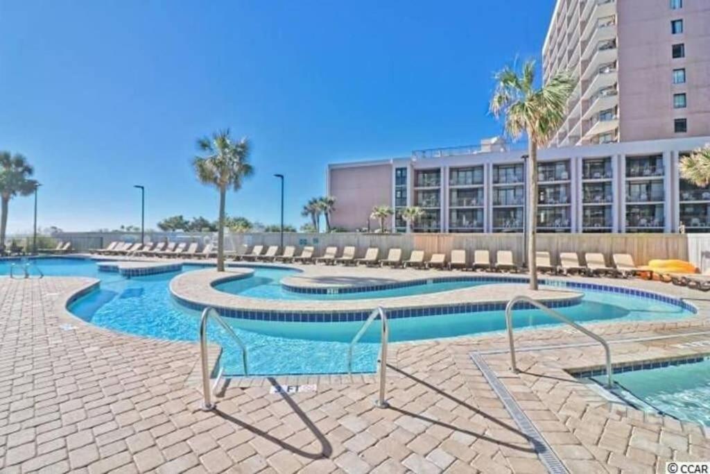 *Renovated Oceanfront Condo*Queen Beds*Pools*Hot Tubs*More*P220 Myrtle Beach Exterior photo